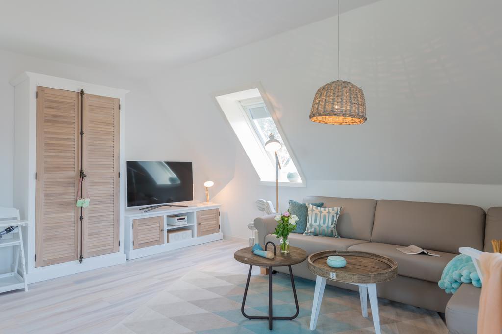 Ferienwohnungen Haus Am Strand Zingst Exterior foto