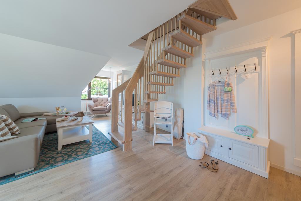 Ferienwohnungen Haus Am Strand Zingst Exterior foto